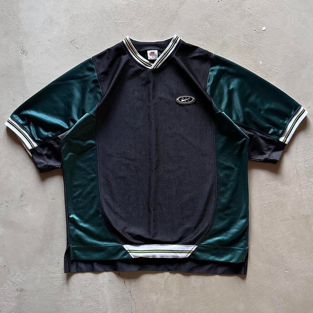 vintage 90s nike green and black jersey